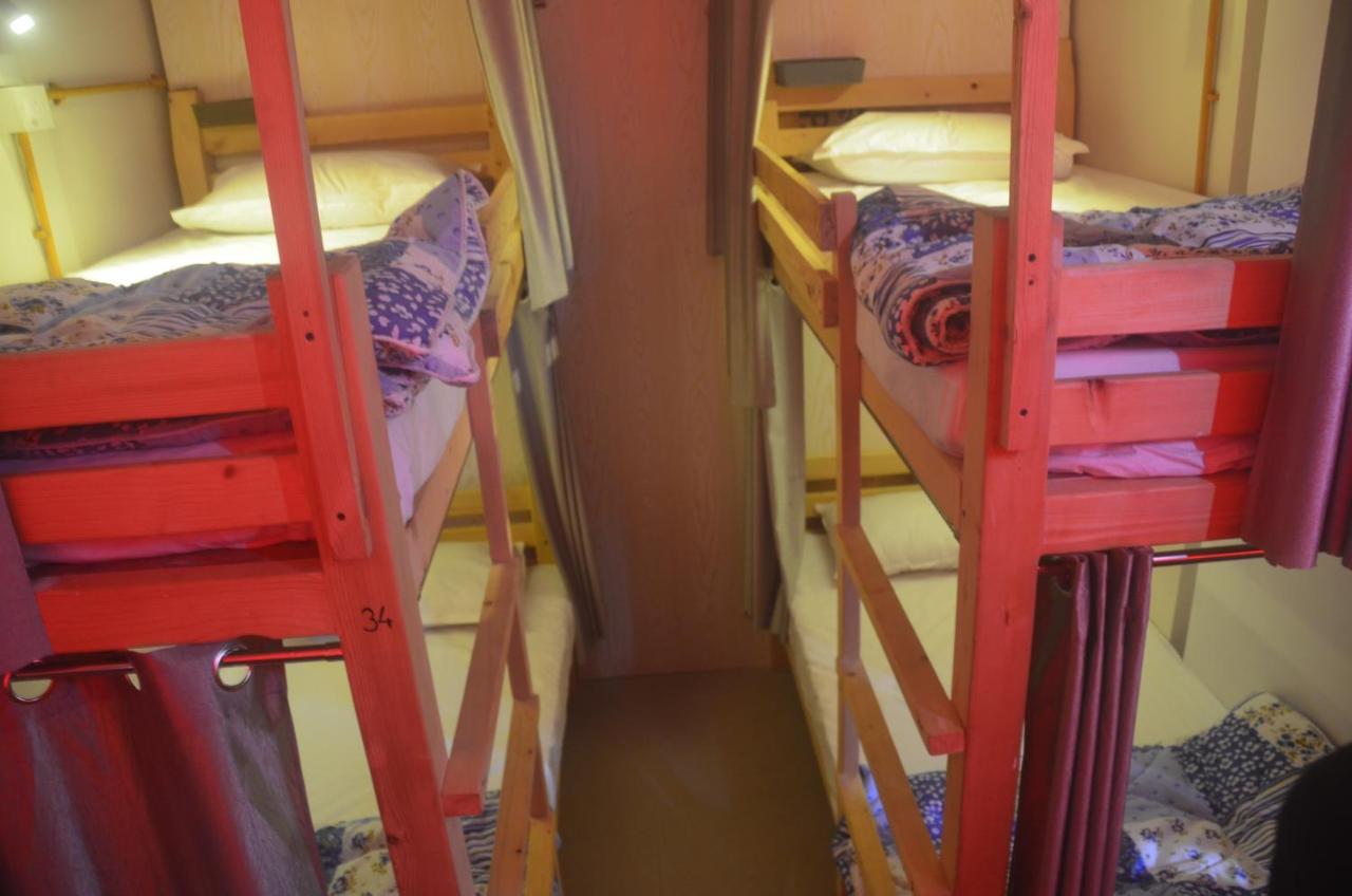 Salaam Namastey Backpackers Hostel Mumbai Kültér fotó