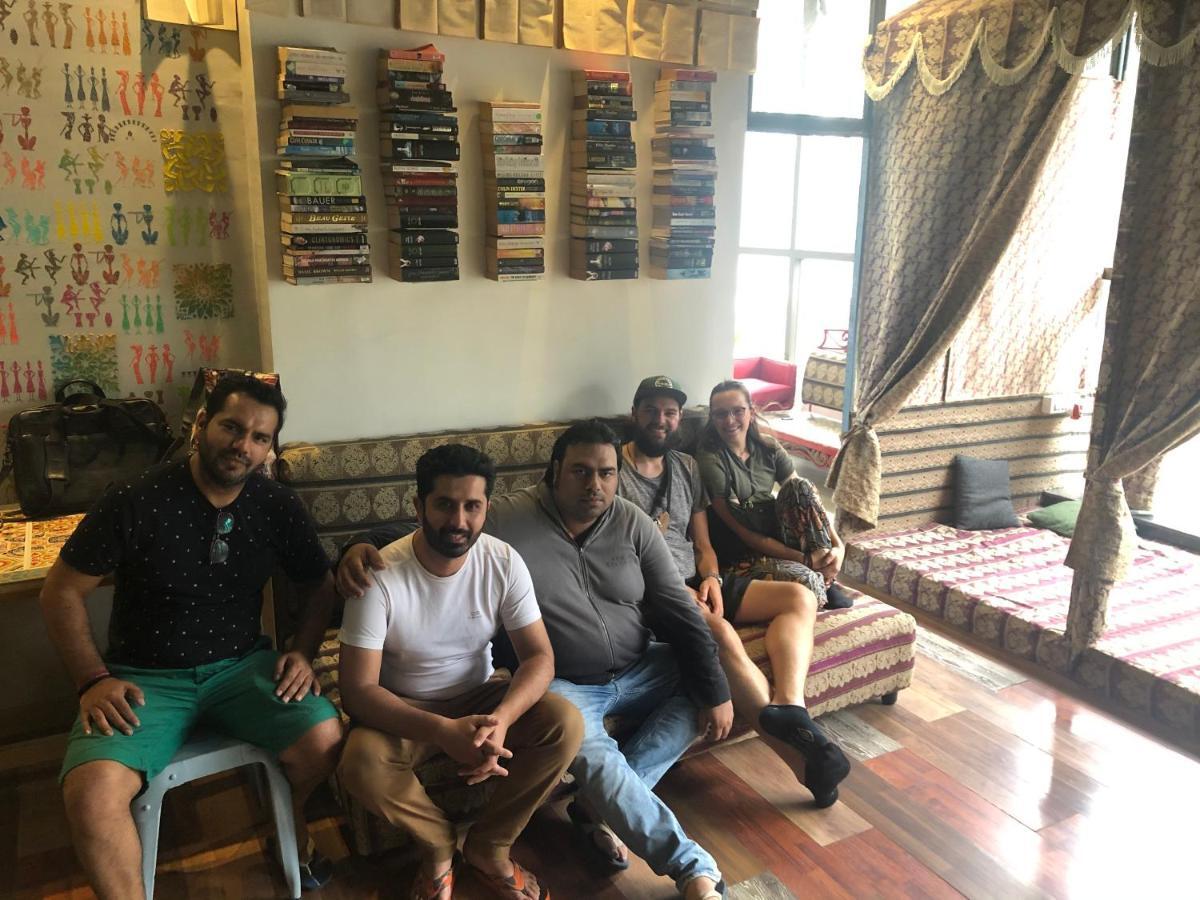 Salaam Namastey Backpackers Hostel Mumbai Kültér fotó